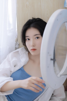 我坐在学霸的j上面写作业